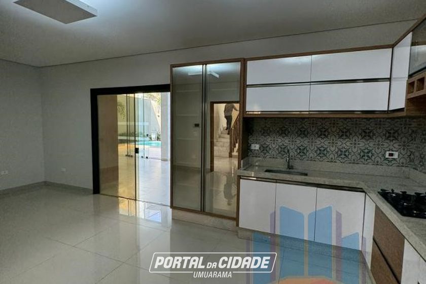 Casa &agrave; venda - 380m&sup2; - Jardim Imigrantes II