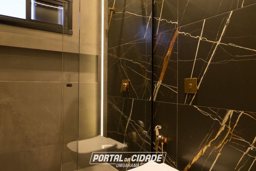 Ch&aacute;cara &agrave; venda - 2500m&sup2; - PR 580
