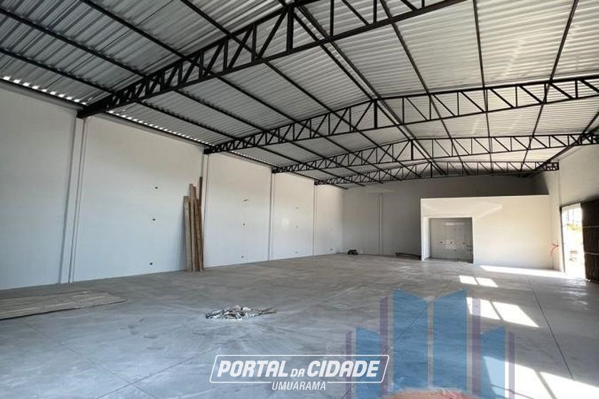 Sal&atilde;o Comercial &agrave; venda - 355m&sup2; - Zona V