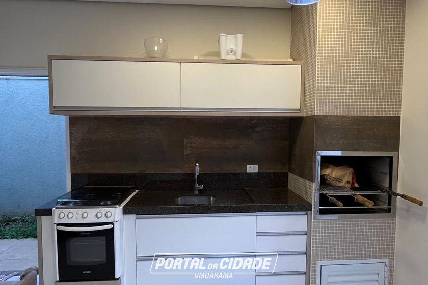 Casa &agrave; venda - 419m&sup2; - Jd Veleiros