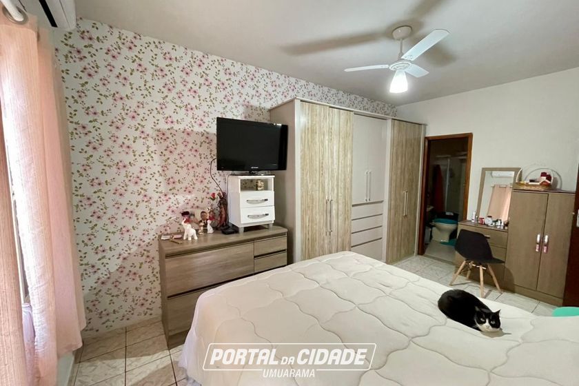 Casa &agrave; venda - 130m&sup2; - JARDIM PETROPOLIS