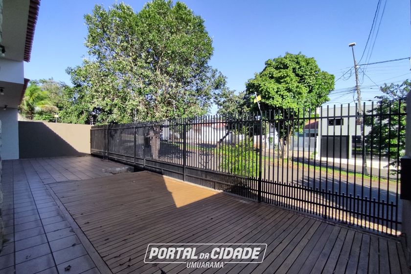Casa para alugar - 203m&sup2; - ZONA IV