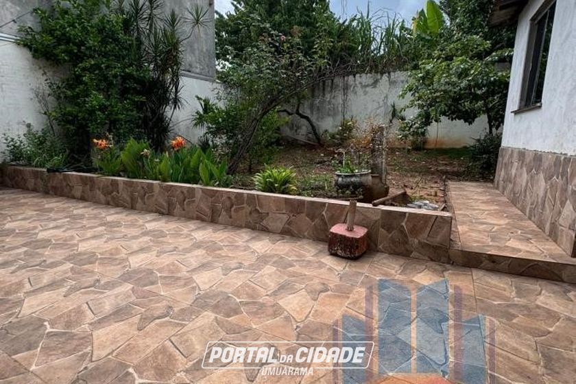 Casa &agrave; venda - 140m&sup2; - Zona I-A