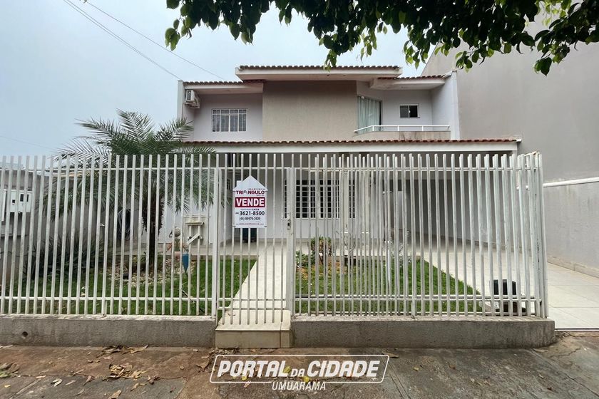 Casa &agrave; venda - 248m&sup2; - ZONA VII