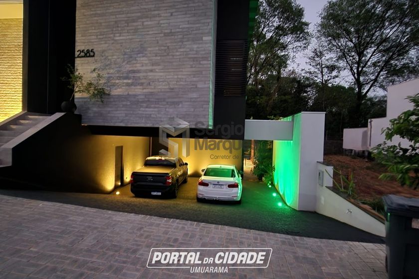 Casa &agrave; venda - 273m&sup2; - Condom&iacute;nio Royal Garden