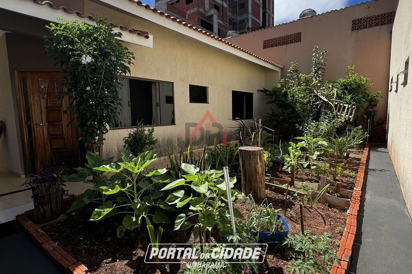 Casa &agrave; venda - 314m&sup2; - Zona III