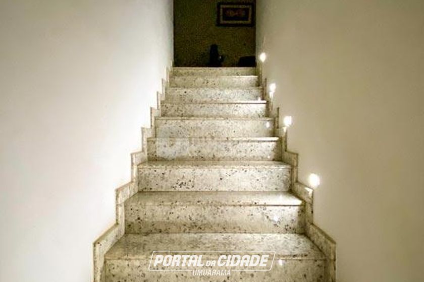 Sobrado &agrave; venda - 452m&sup2; - Zona I