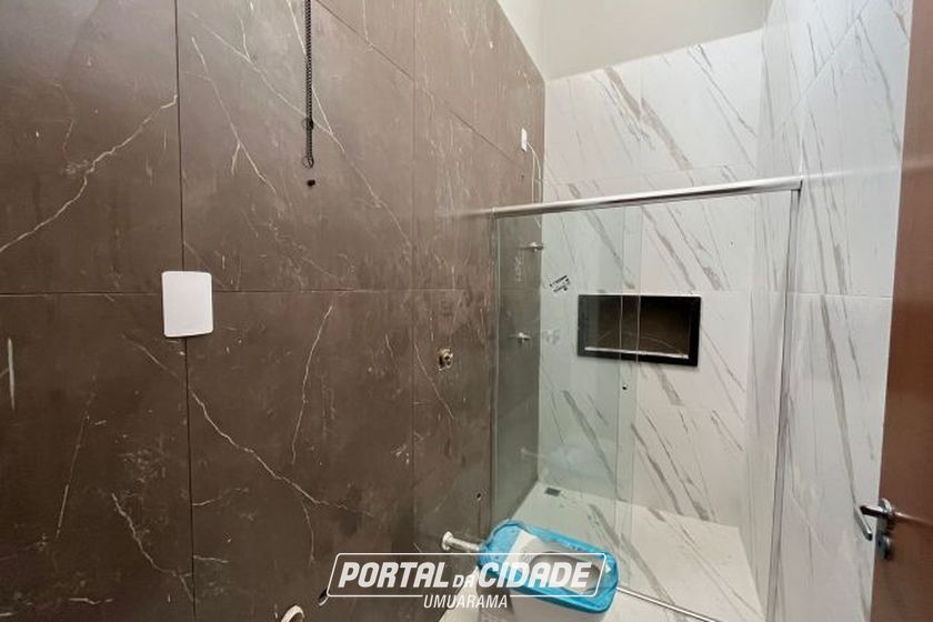 Casa &agrave; venda - 200m&sup2; - 