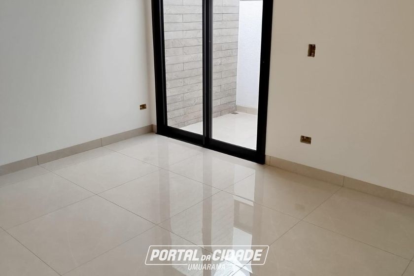 Casa &agrave; venda - 110m&sup2; - Jardim Veneza Ll