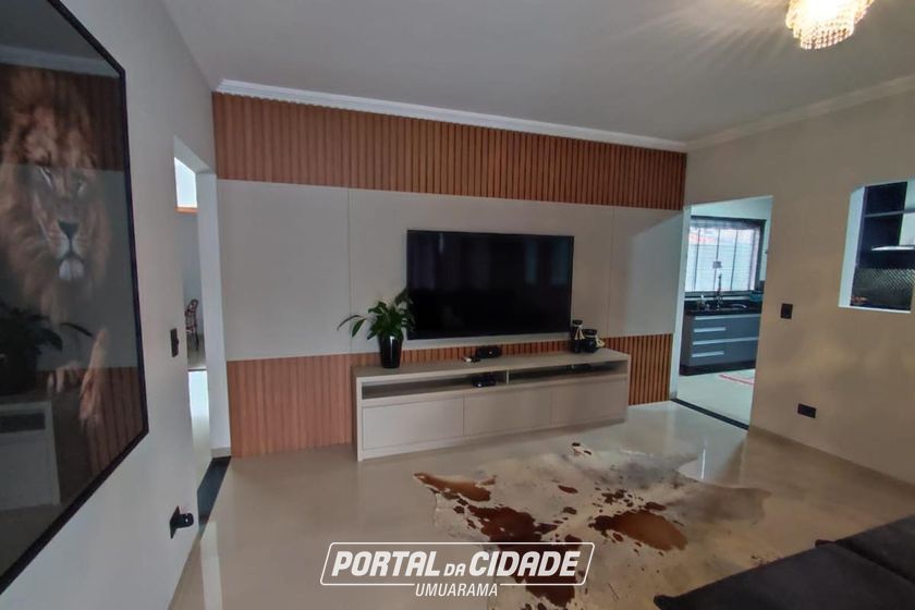 Casa &agrave; venda - 244m&sup2; - Zona V