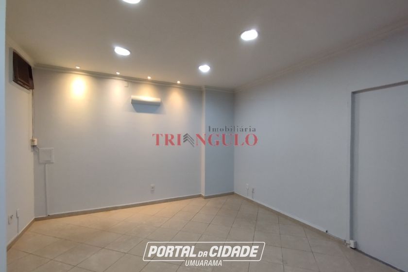 Sala Comercial para alugar - 25m&sup2; - ZONA III