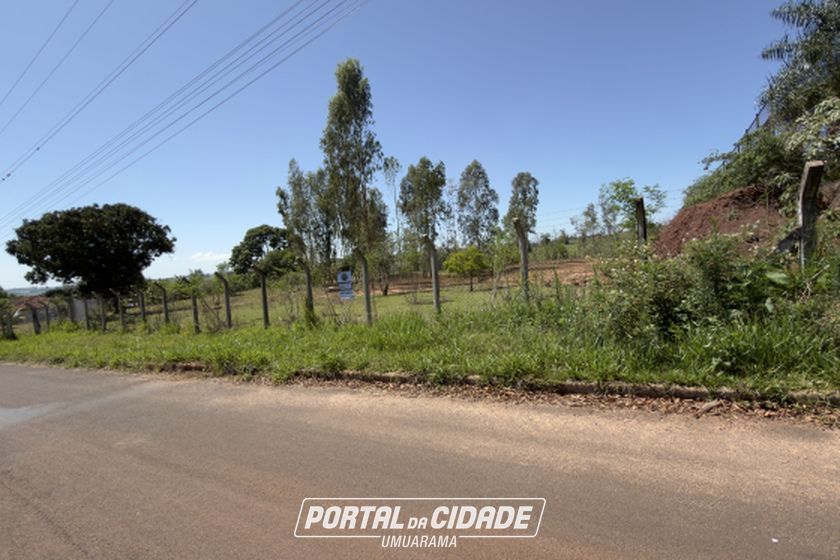 Terreno &agrave; venda - 5000m&sup2; - Estrada Canelinha