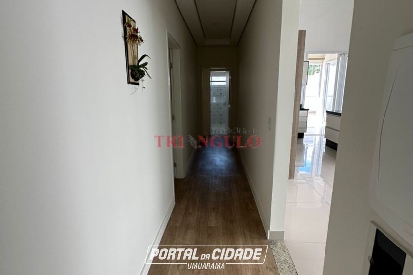 Casa &agrave; venda - 180m&sup2; - JARDIM ALPHAVILE