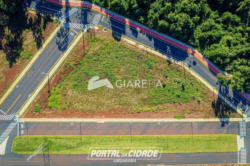 Terreno &agrave; venda - 420m&sup2; - CRISTO REI