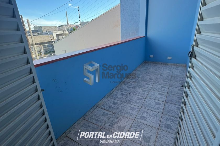 Sobrado &agrave; venda - 238m&sup2; - Zona 2