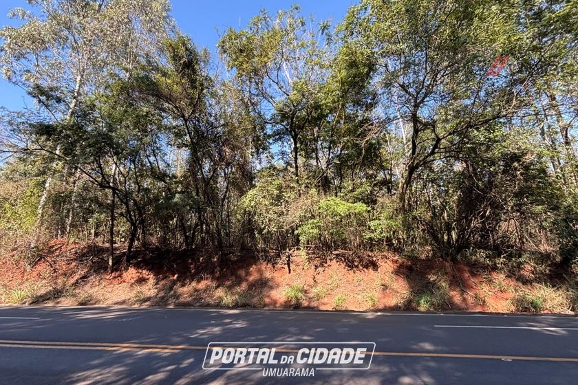 Fazenda &agrave; venda - 52598m&sup2; - Zona Rural