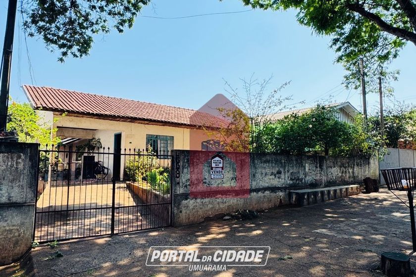 Casa &agrave; venda - 100m&sup2; - Zona V