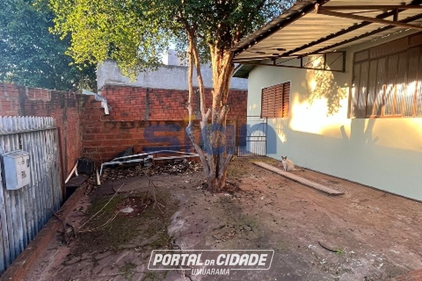 Casa &agrave; venda - 296m&sup2; - 