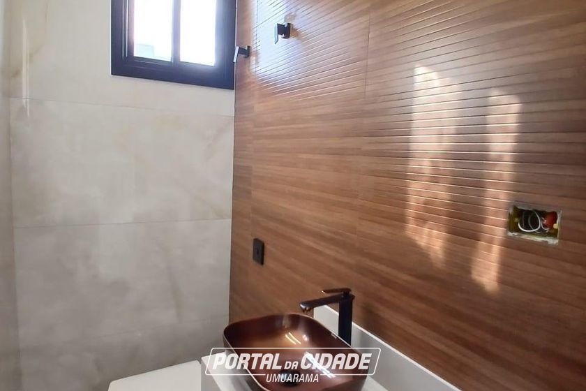 Casa &agrave; venda - 168m&sup2; - Paysage Essenza Condom&iacute;nio