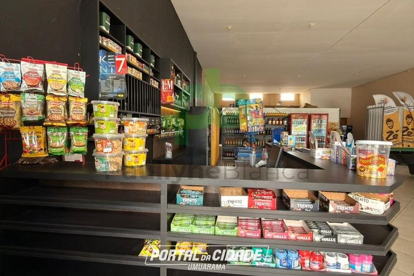 Sal&atilde;o Comercial &agrave; venda - 300m&sup2; - CENTRO