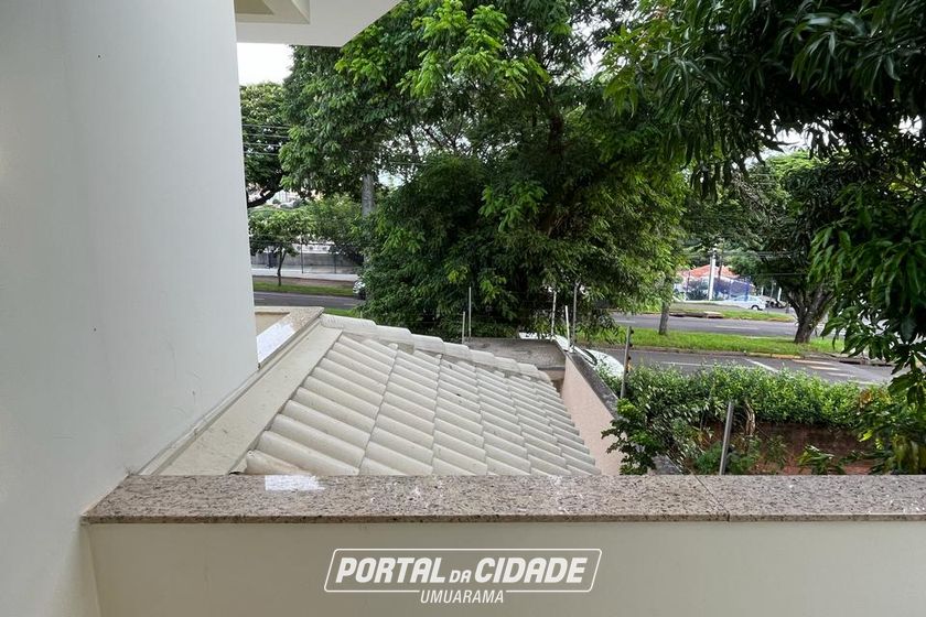 Sobrado &agrave; venda - 321m&sup2; - Zona VI