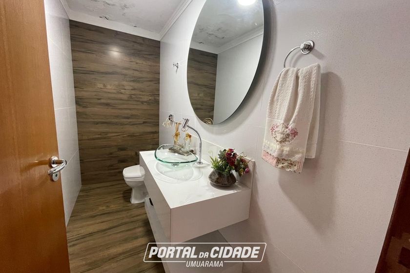 Casa &agrave; venda - 248m&sup2; - ZONA VII