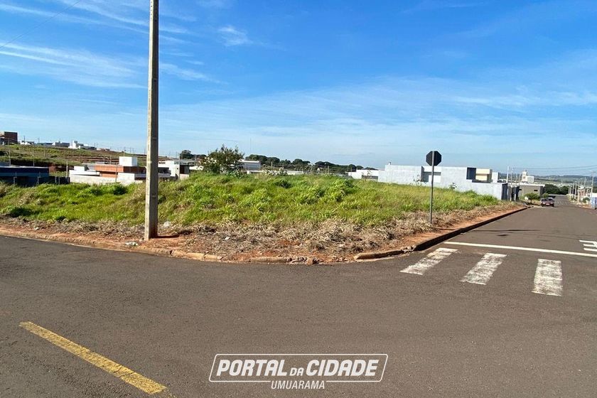 Terreno &agrave; venda - 203m&sup2; - Parque Onix