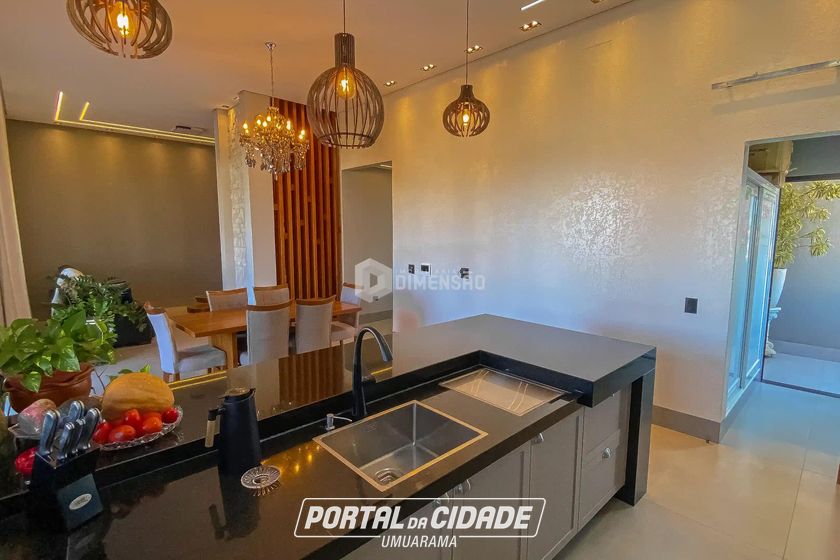Sala Comercial &agrave; venda - 342m&sup2; - Centro
