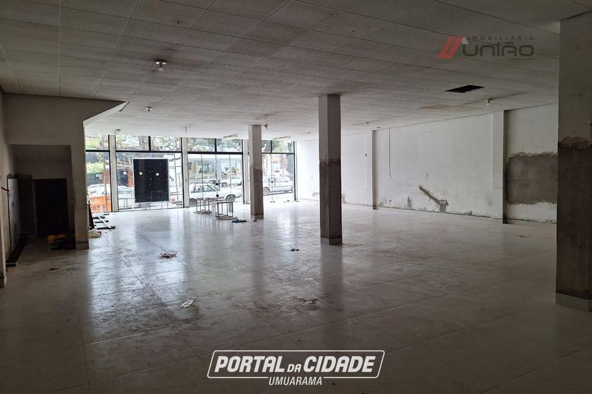 Sal&atilde;o Comercial para alugar - 250m&sup2; - Zona I