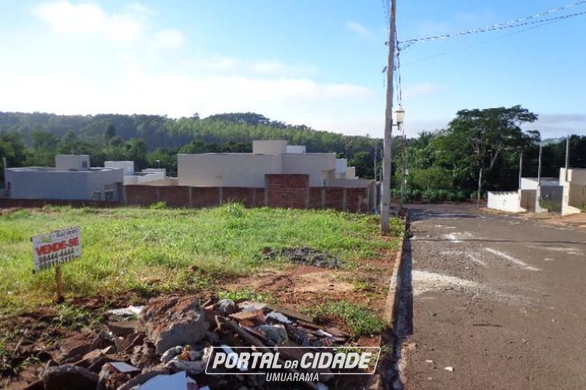 Terreno &agrave; venda - 135m&sup2; - Jardim Bela Casa II