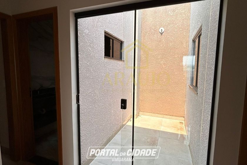 Casa &agrave; venda - 132m&sup2; - Jardim Azal&eacute;ia