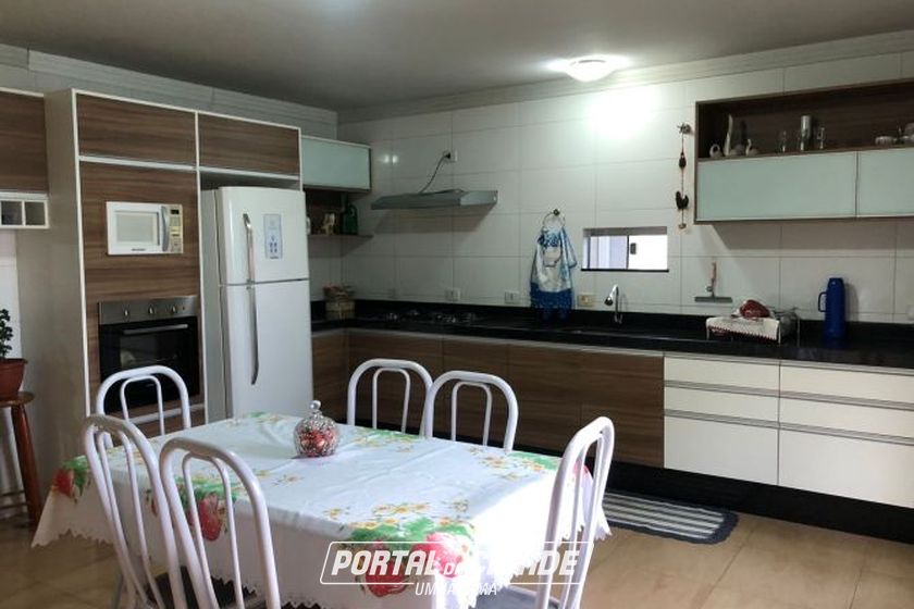 Sobrado &agrave; venda - 