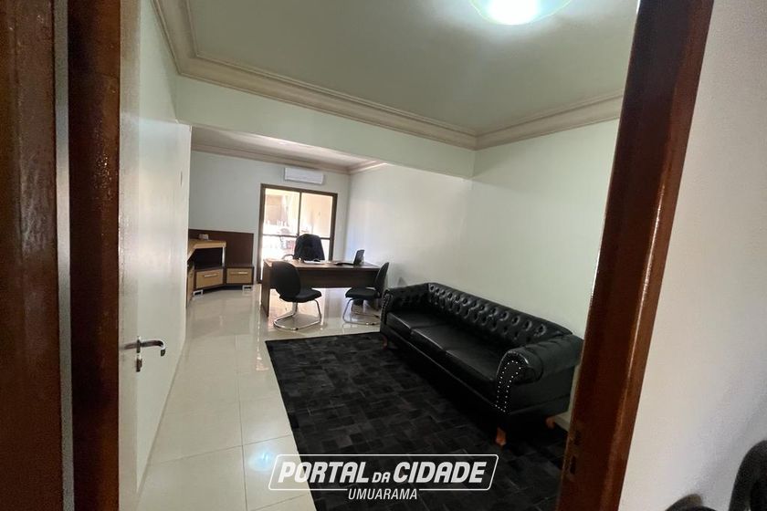 Sobrado &agrave; venda - 262m&sup2; - Zona Armaz&eacute;m