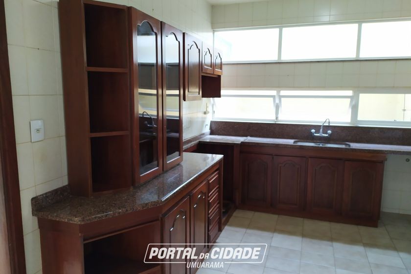 Apartamento &agrave; venda - 234m&sup2; - ZONA I