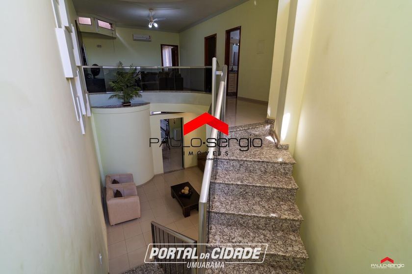 Sobrado &agrave; venda - 266m&sup2; - Zona II