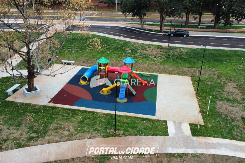 Terreno &agrave; venda - 207m&sup2; - CRISTO REI