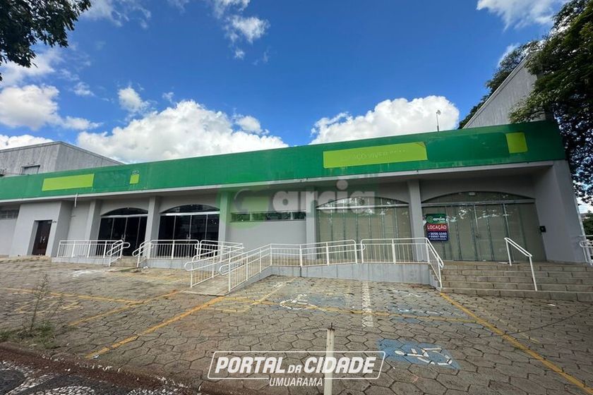Sal&atilde;o Comercial para alugar - Zona VII