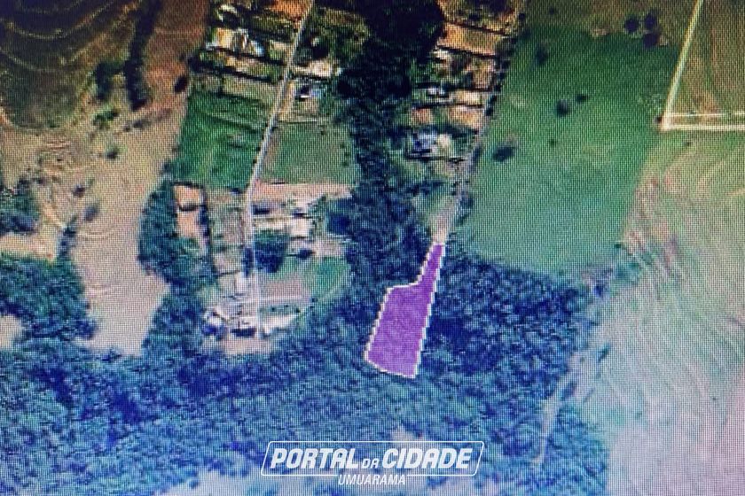 Ch&aacute;cara &agrave; venda - 6500m&sup2; - LAGOA DOURADA