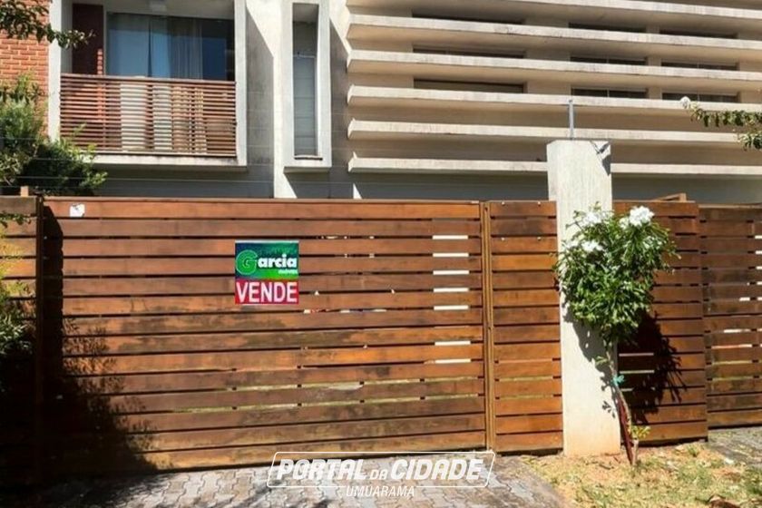 Casa &agrave; venda - 402m&sup2; - Zona I