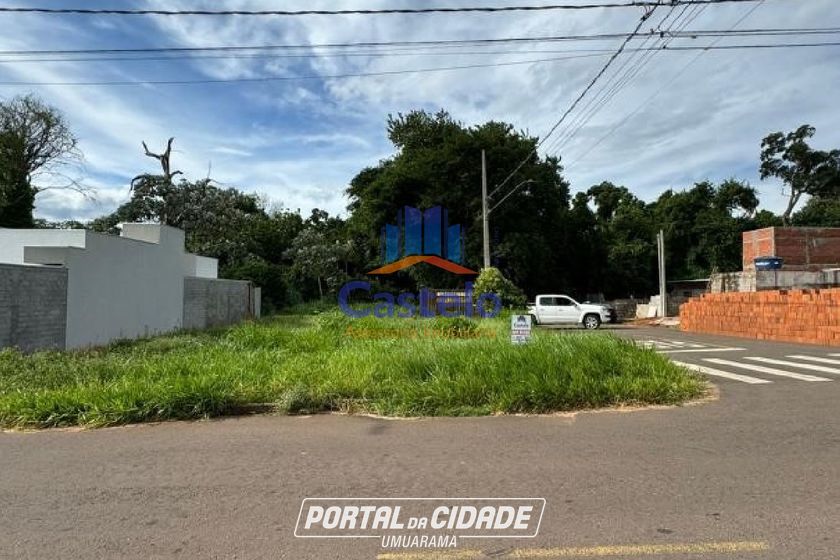 Terreno &agrave; venda - 239m&sup2; - PAQUE PORTUGAL
