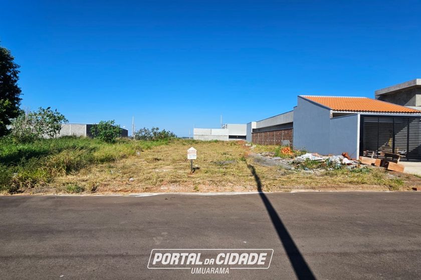 Terreno &agrave; venda - 360m&sup2; - PARQUE FIRENZE