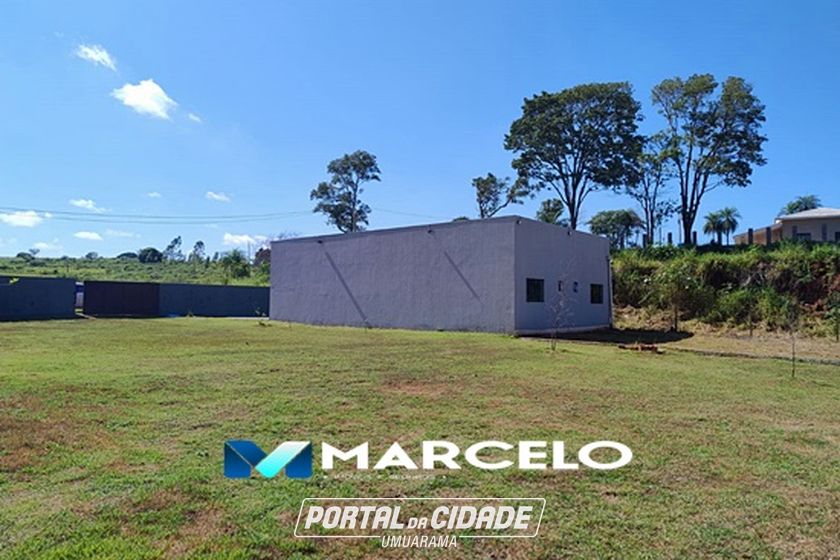 Ch&aacute;cara &agrave; venda - 2000m&sup2; - PR - 580