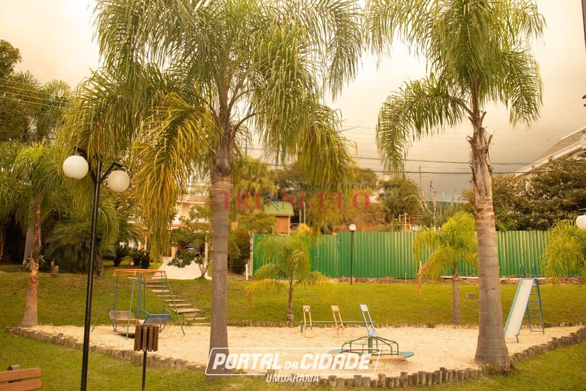 Sobrado &agrave; venda - 500m&sup2; - UBERABA