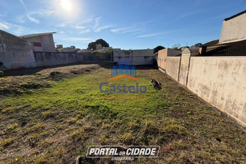 Terreno &agrave; venda - 360m&sup2; - ZONA III