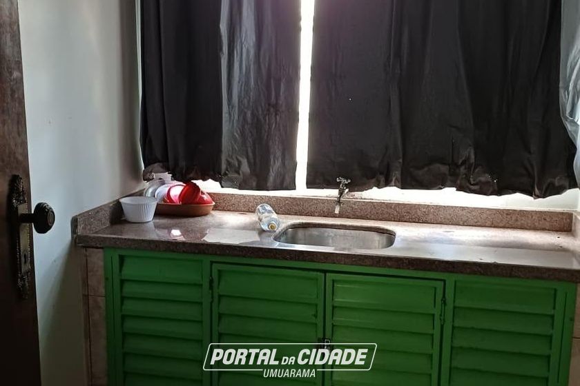 Sal&atilde;o Comercial para alugar - 180m&sup2; - Zona VI