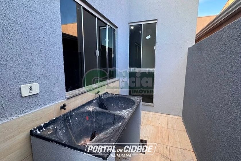 Casa &agrave; venda - 68m&sup2; - Jardim Gar&ccedil;as