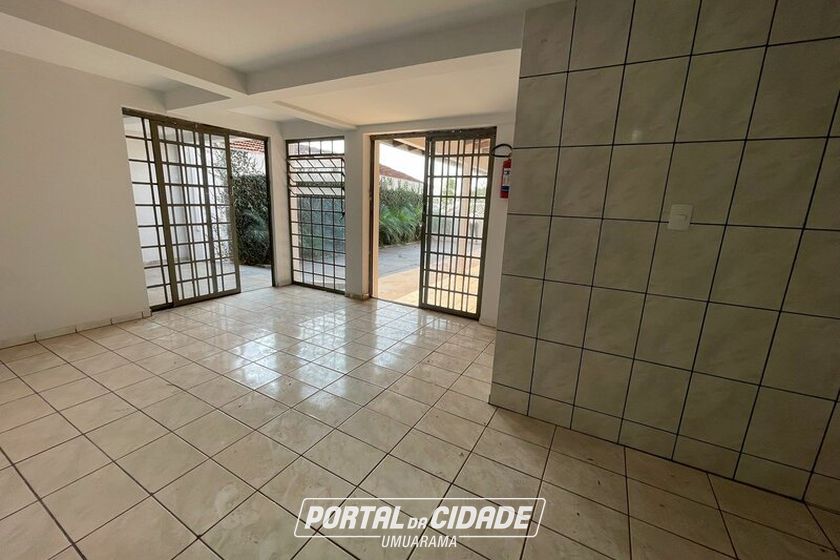 Casa &agrave; venda - 299m&sup2; - Zona IV