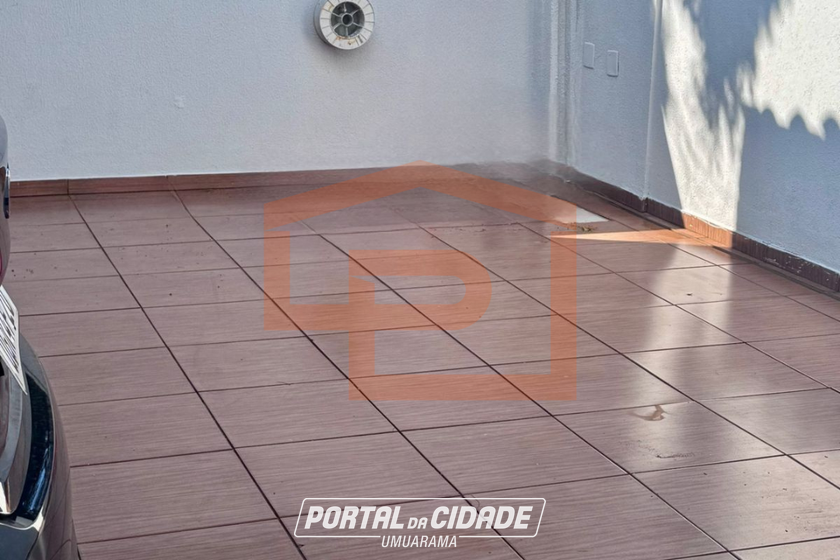 Casa para alugar - 98m&sup2; - Zona 6