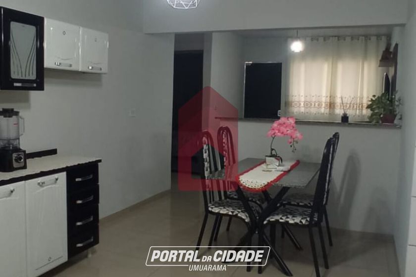 Casa &agrave; venda - 130m&sup2; - Centro