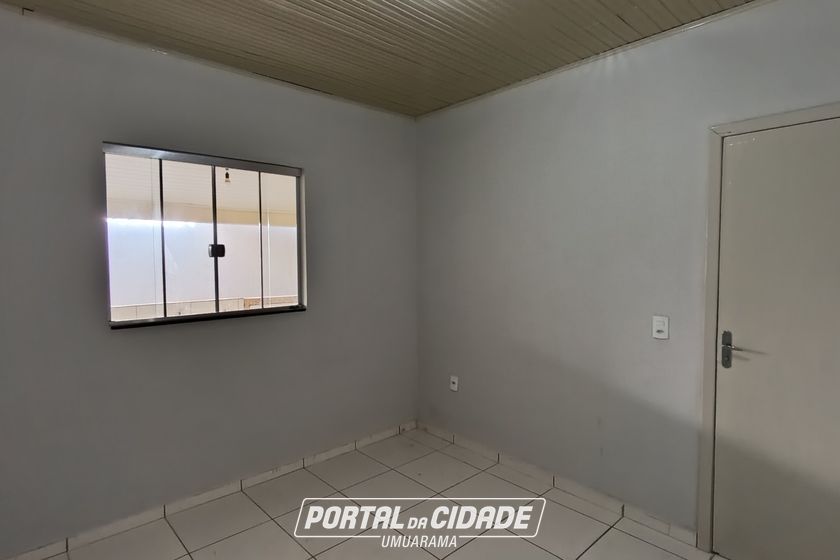 Casa para alugar - 324m&sup2; - ZONA V